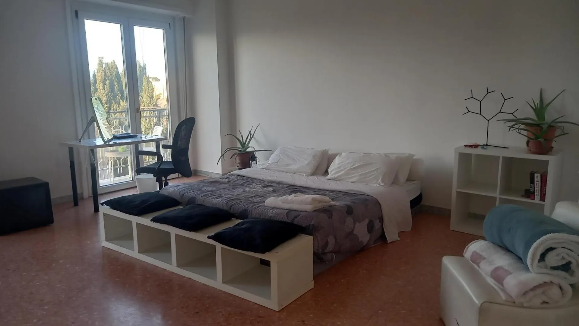 King Size Room With An Amazing View Privacy Comfort Rome